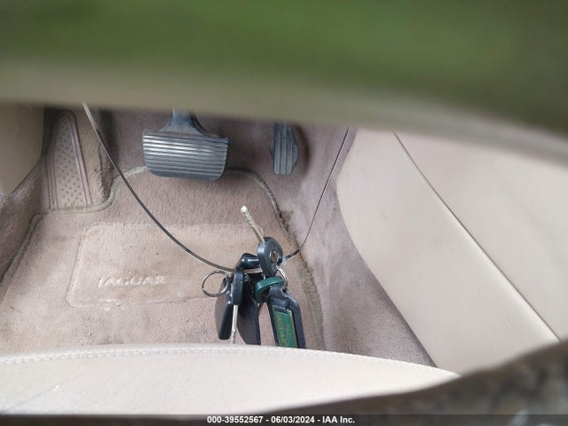 1998 JAGUAR XJ8 SAJHX1242WC812851 Photo 10