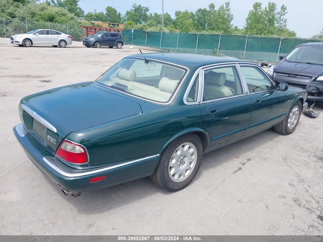 1998 JAGUAR XJ8 SAJHX1242WC812851 Photo 3
