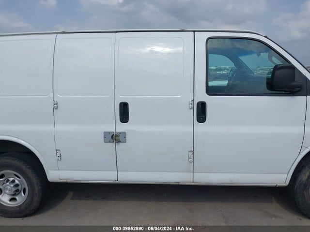 Chevrolet Express 2500 Work Van 2017 1GCWGAFF9H1131120 Image 13