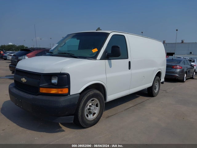 Chevrolet Express 2500 Work Van 2017 1GCWGAFF9H1131120 Image 2