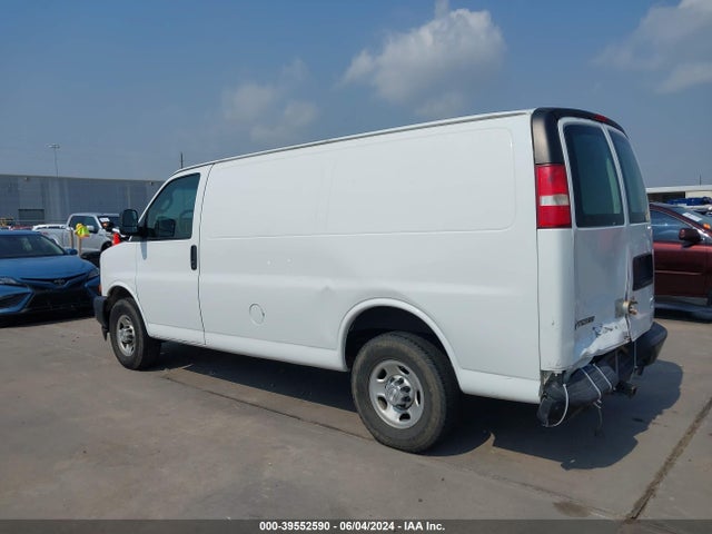 Chevrolet Express 2500 Work Van 2017 1GCWGAFF9H1131120 Image 3