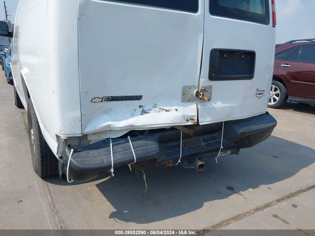 Chevrolet Express 2500 Work Van 2017 1GCWGAFF9H1131120 Image 6