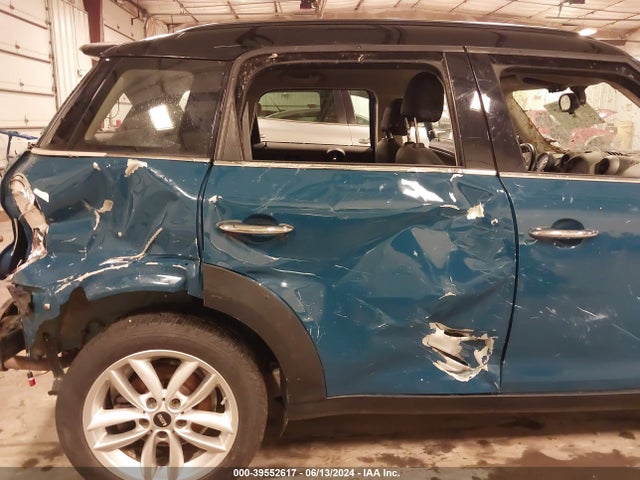 2011 MINI COOPER S COUNTRYMAN WMWZC5C57BWL54646 Photo 5