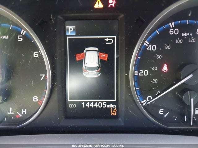Toyota Rav4 Xle 2017 JTMRFREV0HJ109269 Image 16