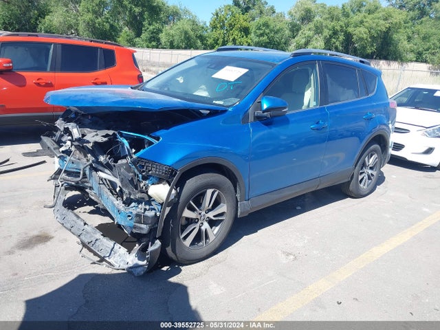 Toyota Rav4 Xle 2017 JTMRFREV0HJ109269 Image 2