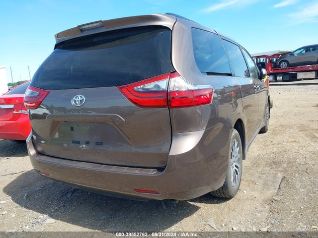 5TDYZ3DC3LS050214 Toyota SIENNA XLE
