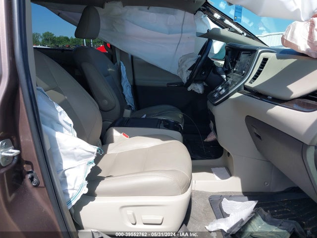 5TDYZ3DC3LS050214 Toyota SIENNA XLE