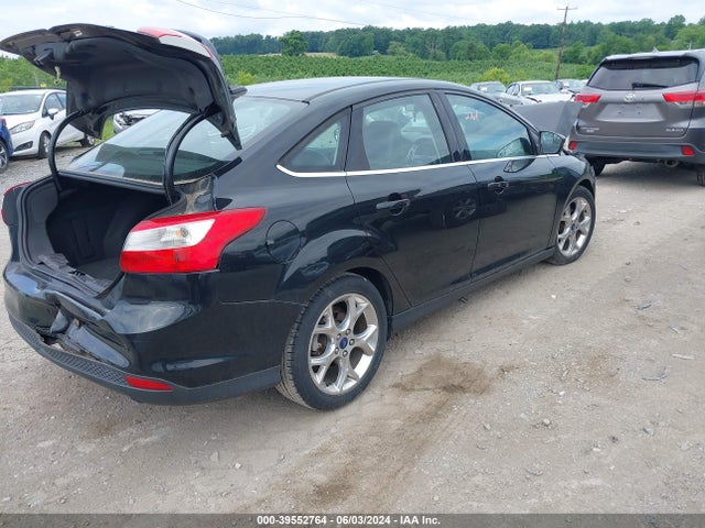 Ford Focus Titanium 2014 1FADP3J29EL291527 Image 4