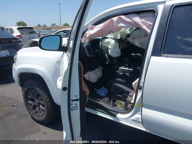 Toyota Tacoma Sr5 V6 2017 3TMAZ5CN6HM037514 Image 5