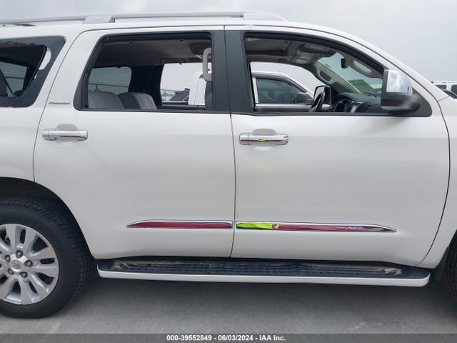 Toyota Sequoia Platinum 2018 5TDDY5G13JS164699 Image 13