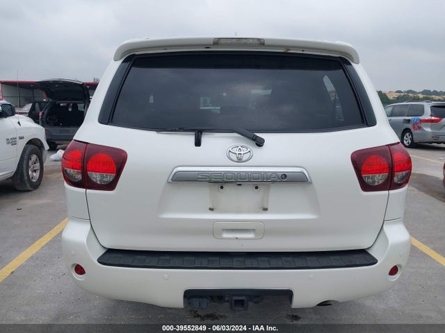Toyota Sequoia Platinum 2018 5TDDY5G13JS164699 Image 16