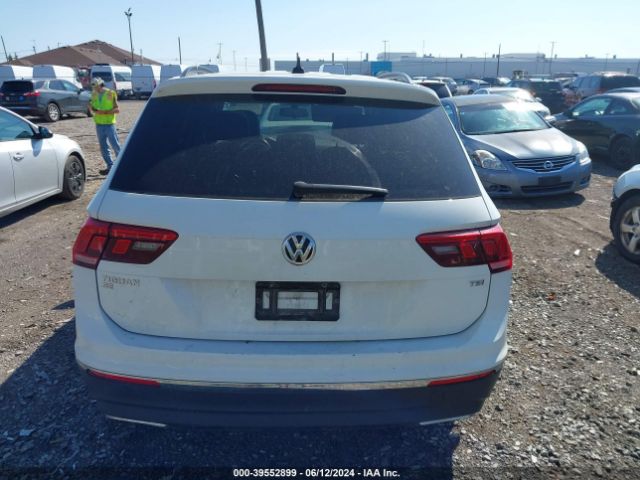 3VV3B7AX5JM082514 Volkswagen Tiguan 2.0t Se/2.0t Sel