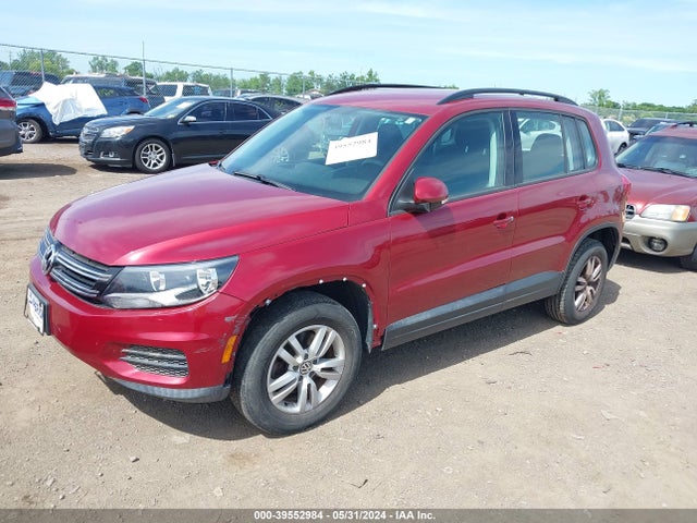 WVGAV7AX9FW114722 Volkswagen TIGUAN S