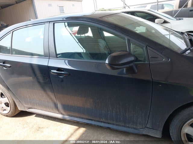 Toyota COROLLA LE 2021 5YFEPMAEXMP195071 Image 13