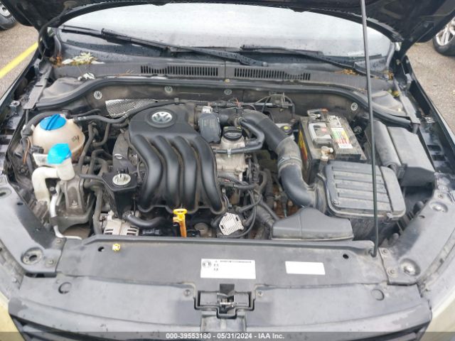 3VW2K7AJ5EM332889 Volkswagen Jetta 2.0l S