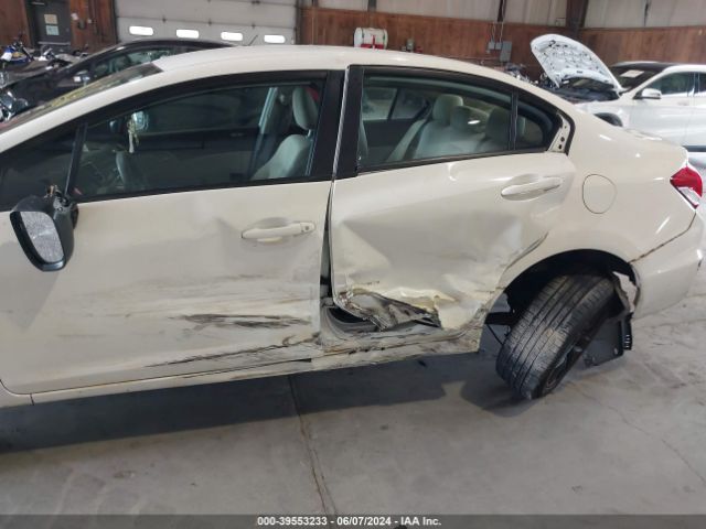 19XFB2F50EE241560 Honda Civic Lx