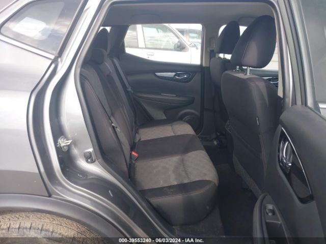 JN1BJ1CP9JW165180 Nissan Rogue Sport Sv
