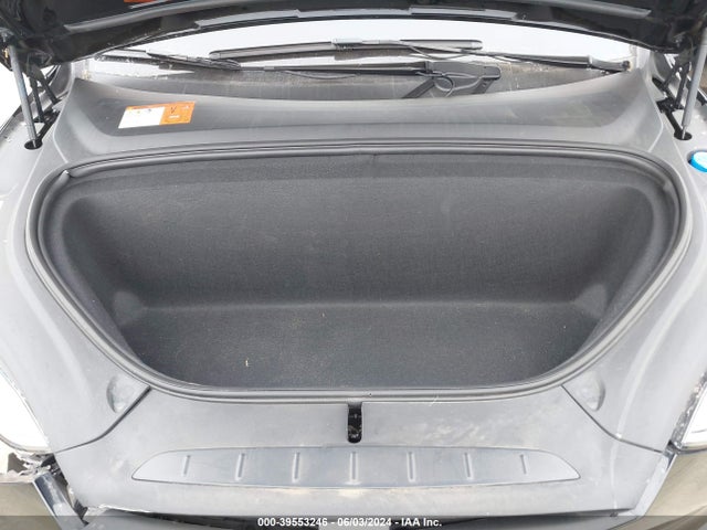 2016 TESLA MODEL X 5YJXCBE41GF001232 Photo 9