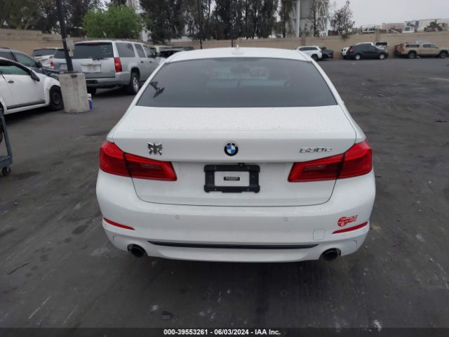 WBAJA9C5XJB251205 BMW 530e Iperformance