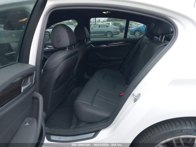 WBAJA9C5XJB251205 BMW 530e Iperformance