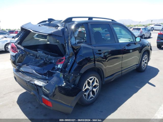 JF2SKAEC3KH517519 Subaru Forester Premium