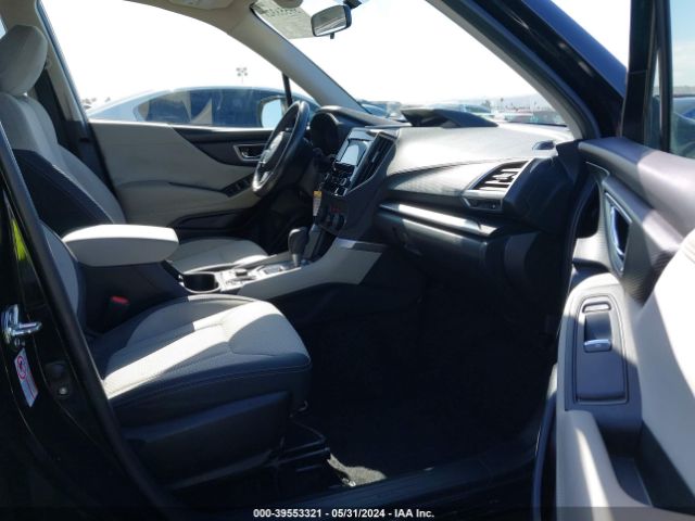JF2SKAEC3KH517519 Subaru Forester Premium
