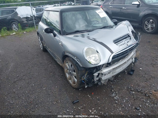 2006 MINI COOPER S WMWRE33586TJ36043 Photo 0