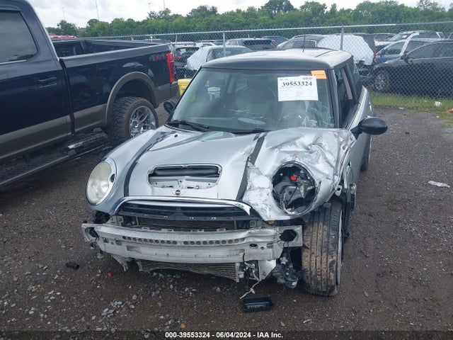 2006 MINI COOPER S WMWRE33586TJ36043 Photo 5