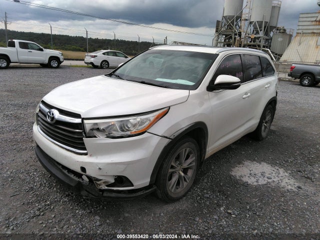 Toyota Highlander Xle V6 2014 5TDJKRFH1ES061555 Image 2