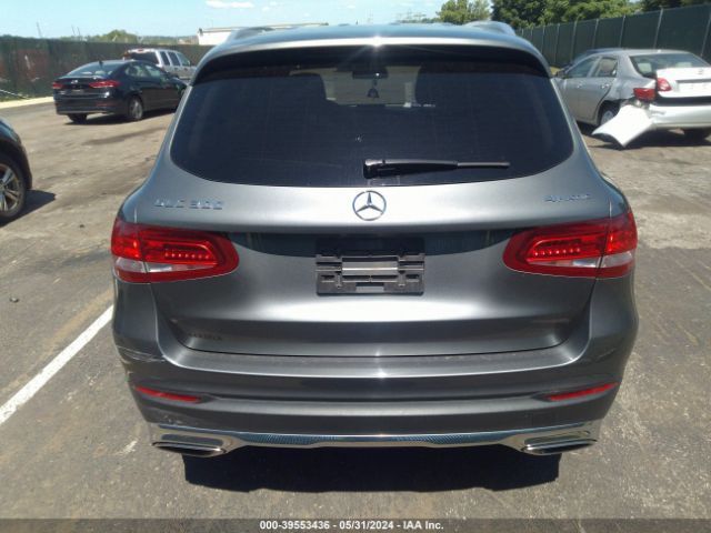 WDC0G4KB8HF140219 Mercedes-Benz Glc 300 4matic