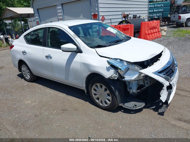 2017 3N1CN7AP9HL865117 main image