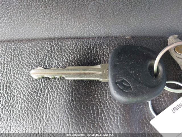 5NPDH4AE0GH781076 Hyundai ELANTRA SE