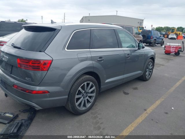 WA1VAAF7XJD019544 Audi Q7 3.0t Premium
