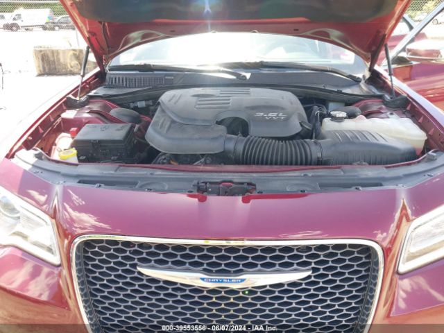 2C3CCAKG7JH194371 Chrysler 300 Limited Awd