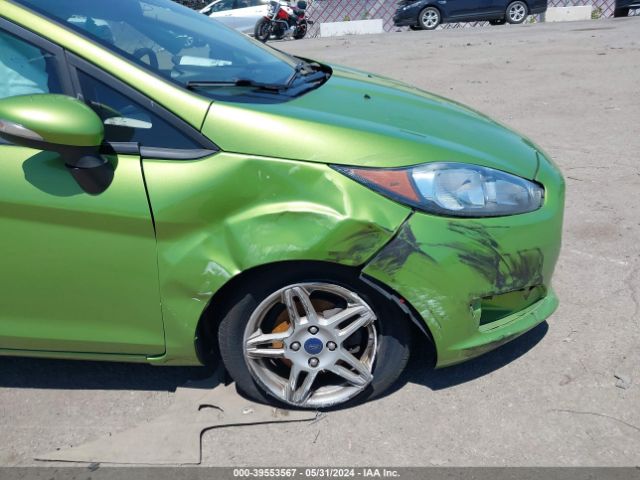3FADP4BJ1JM109128 Ford FIESTA SE