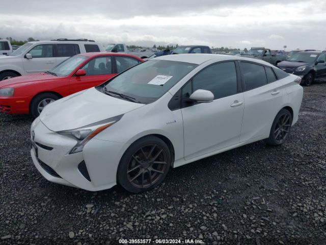 JTDKBRFU5G3016608 Toyota Prius Two