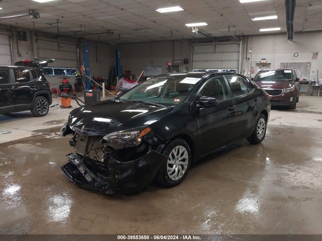 Toyota COROLLA LE 2019 2T1BURHE3KC245546 Image 2