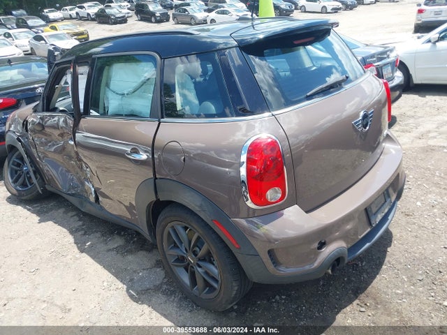 2011 MINI COOPER S COUNTRYMAN WMWZC3C51BWL78915 Photo 2