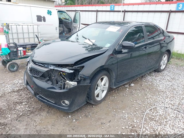 Toyota CAMRY SE 2014 4T1BF1FK0EU319559 Image 2