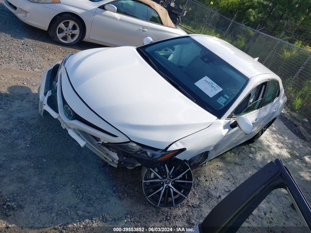 Toyota CAMRY SE 2022 4T1G11AK5NU682743 Image 2