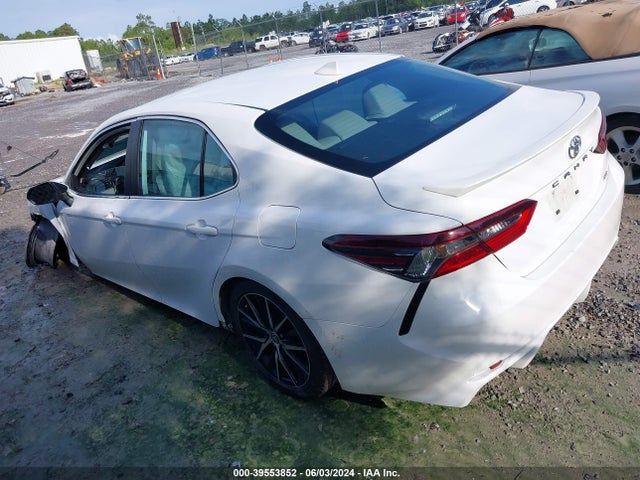 Toyota CAMRY SE 2022 4T1G11AK5NU682743 Image 3
