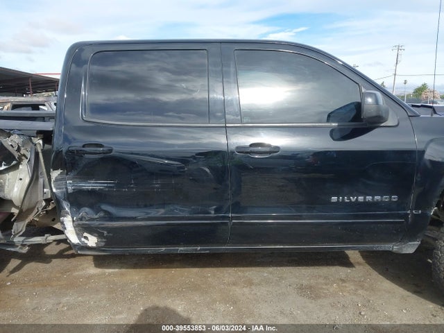 Chevrolet Silverado 1500 2lt 2018 3GCUKRECXJG230998 Image 13