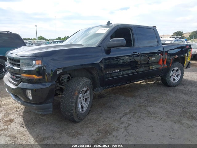 Chevrolet Silverado 1500 2lt 2018 3GCUKRECXJG230998 Image 2