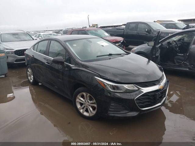 2019 1G1BE5SM9K7145256 main image