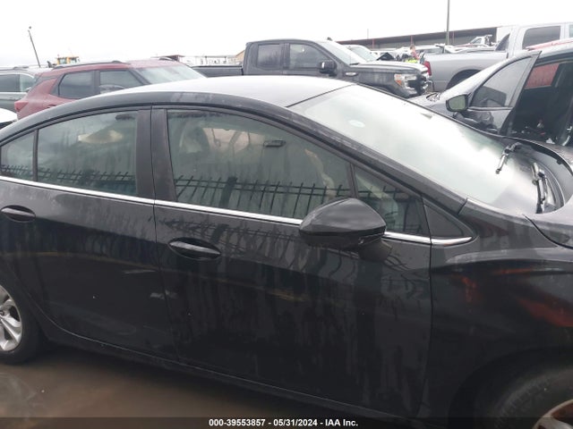Chevrolet CRUZE LT 2019 1G1BE5SM9K7145256 Image 13