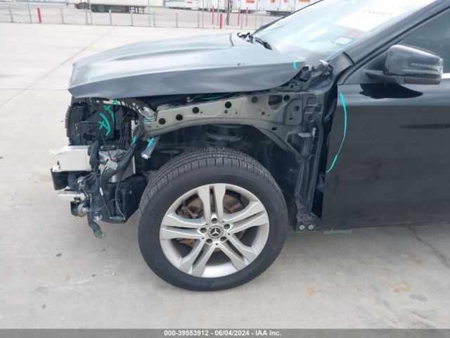 WDCTG4EBXJJ520559 Mercedes-Benz GLA 250