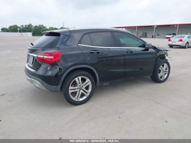 WDCTG4EBXJJ520559 Mercedes-Benz GLA 250