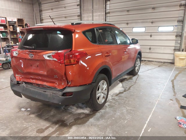 Toyota RAV4 LE 2015 JTMBFREV9FJ050981 Image 4