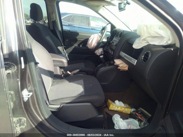 1C4NJDBB7GD733321 Jeep Compass Sport