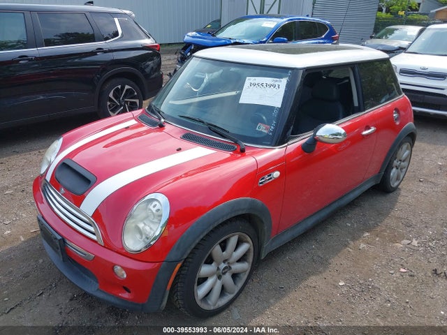 2006 MINI COOPER S WMWRE33596TL16308 Photo 1